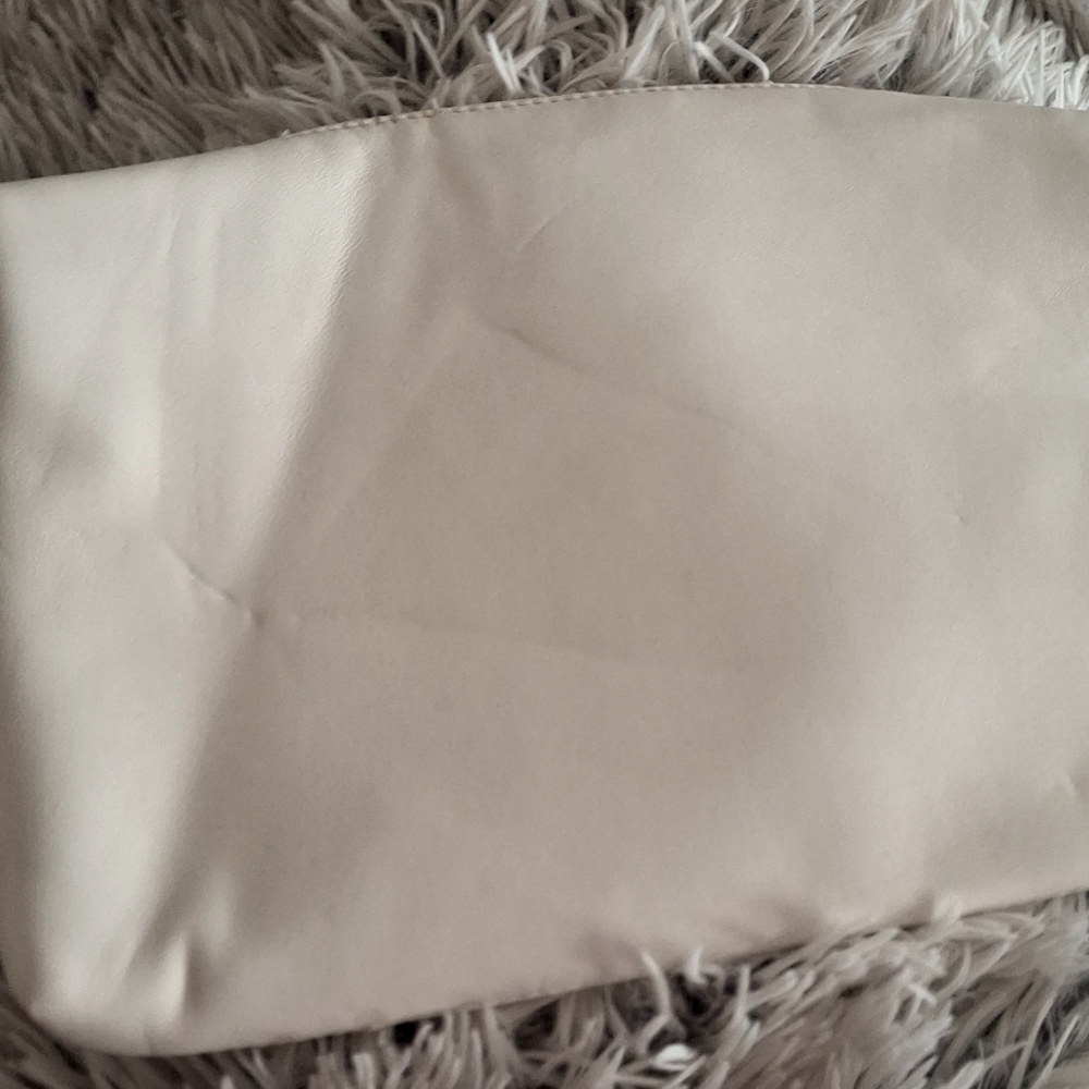 DIOR COSMETIC BAG - Picture 8 of 8